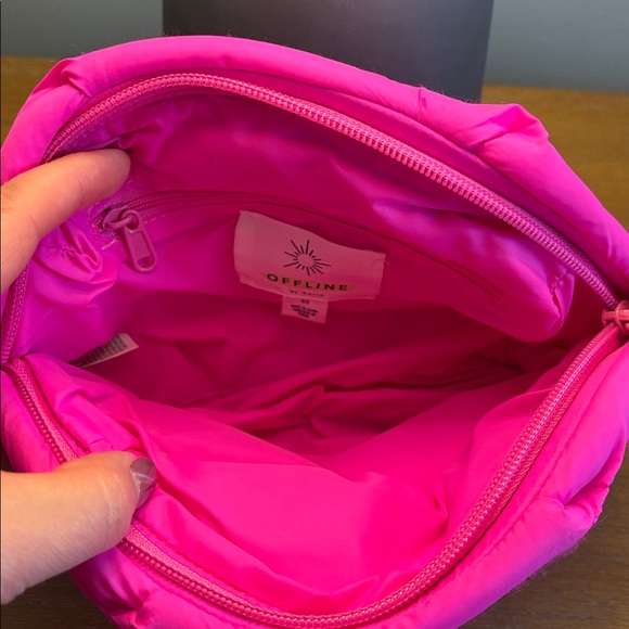 Aerie Puff Love Pouch in Hot Pink - Picture 6 of 13